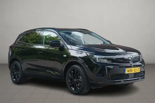 Opel Grandland 1.2 Turbo 130pk EAT8 GS | Navi | App Connect | Adaptive Cruise | Camera | Alcantara | Winter Pakket