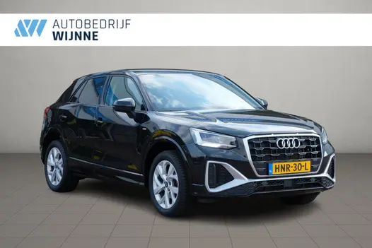 Audi Q2 35 TFSi 150pk S-Tronic S Edition | S Line | Navi | App Connect | Climate | Keyless | Elektrische Achterklep | Stoelverwarming | Camera | PDC