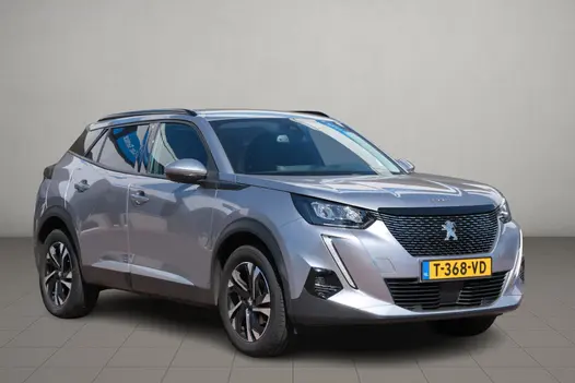 Peugeot 2008 1.2 PureTech 130pk EAT8 Allure | App Connect | Climate | Adaptive Cruise | Camera | 17" velgen