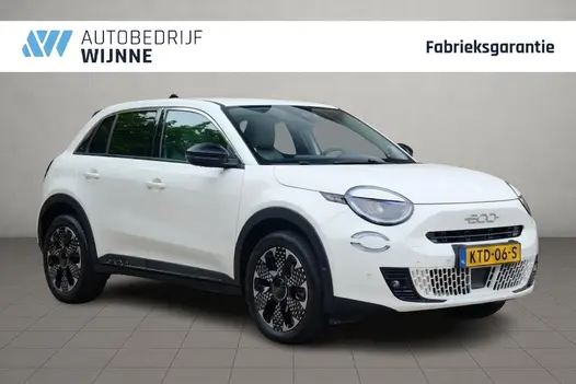 Fiat 600 1.2 Hybrid 110pk DCT6 La Prima | Private Lease vanaf € 369,- p.m.