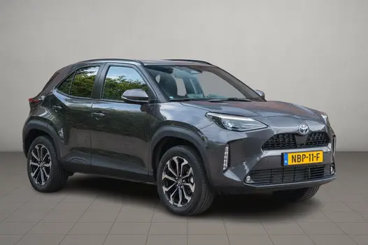 Toyota Yaris Cross 1.5 Hybrid 130pk CVT Dynamic - Apple CarPlay - Navigatiesysteem - Achteruitrijcamera  - Stoelverwarming - Climate control - Keyless entry/start