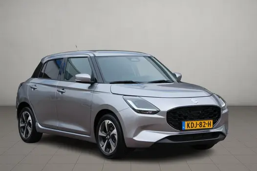 Suzuki Swift 1.2 83pk Style Smart Hybrid | Navi | App Connect | Climate | Adaptive Cruise | Camera | Keyless | Stoelverwarming