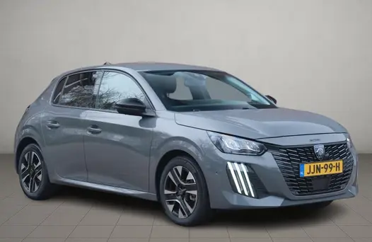 Peugeot 208 1.2 PureTech 100pk Allure | Navi | App Connect | Climate | Adaptive Cruise | Camera | Blind Spot | PDC