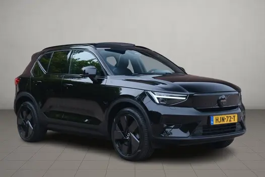 Volvo EX40 Extended Range 82 kWh Ultra Black Edition | Navi | App Connect | Climate | Adaptive Cruise | 360° Camera | Panoramadak | Stoelverwarming