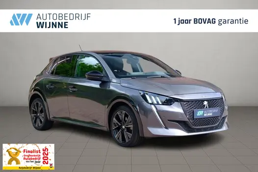 Peugeot 208 1.2 PureTech 100pk EAT8 GT | App-Connect | Navi | Climate | Panoramadak | Full LED | Camera