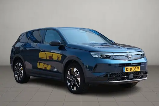 Opel Grandland 1.2 Turbo Hybrid 145pk eDCT6 GS - Panoramadak - Adaptive Cruise - Head-up display - Stoelverwarming - Elektrische achterklep - 360° Camera - Focal Audio