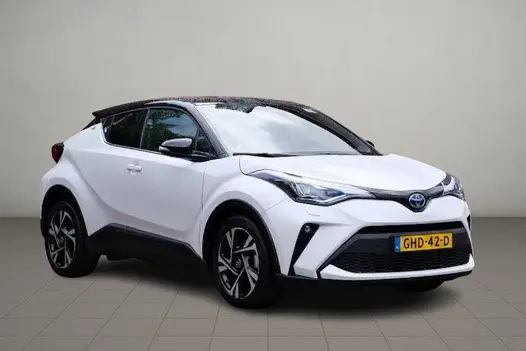 Toyota C-HR 2.0 Hybrid 184pk CVT Dynamic | Navi | App Connect | Adaptive Cruise | Keyless | Camera | Dodehoek | Winter Pakket