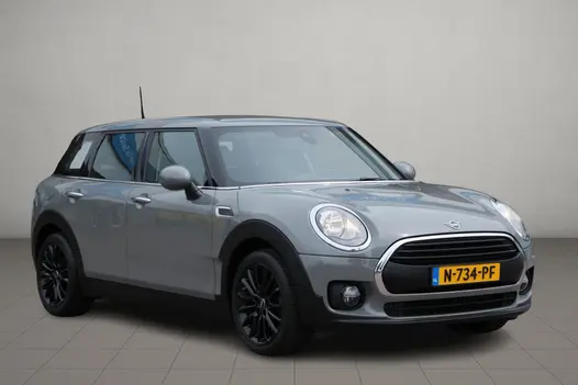 MINI Clubman 1.5 One 102pk Salt | Climate | PDC | Stoelverwarming | 18" velgen