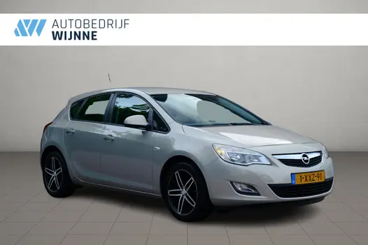 Opel Astra 1.6-16V 116pk 5-drs Selection | Airco | Metallic | Trekhaak | Lichtmetalen velgen 17"