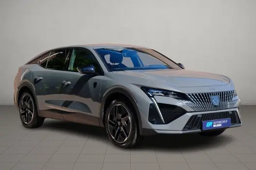 Peugeot 408 1.6 HYbrid 180pk EAT8 GT | Navi | App Connect | Adaptive Cruise | Keyless | 360° Camera | Matrix LED | Dodehoek | Elektrische Achterklep