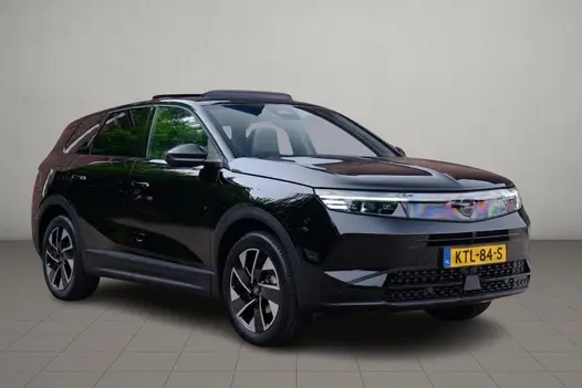 Opel Grandland 1.2 Turbo Hybrid 145pk eDCT6 GS - Panoramadak - Adaptive Cruise - Head-up display - Stoelverwarming - Elektrische achterklep - 360° Camera - Focal Audio