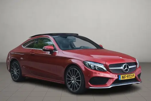 Mercedes-Benz C-Klasse 180 156pk Aut. Coupe AMG Line - Panoramadak - 360° camera - Burmester audio - Navigatiesysteem - LED koplampen- 19" inch