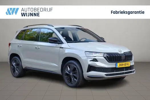 Skoda Karoq 1.5 TSi 150pk DSG Sportline | Navi | App Connect | Climate | Adaptive Cruise | Camera | Matrix LED | Elektrische Achterklep | Trekhaak