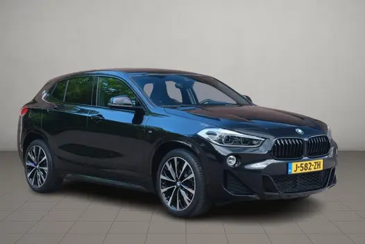 BMW X2 sDrive20i 192pk Aut. High Executive M Sport | Navi | App Connect | Climate | Camera | Alcantara | Elektrische Achterklep | Winter Pakket
