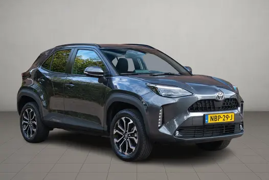 Toyota Yaris Cross 1.5 Hybrid 130pk CVT Dynamic - Apple CarPlay - Navigatiesysteem - Achteruitrijcamera - Stoelverwarming - Climate control - Keyless entry/start