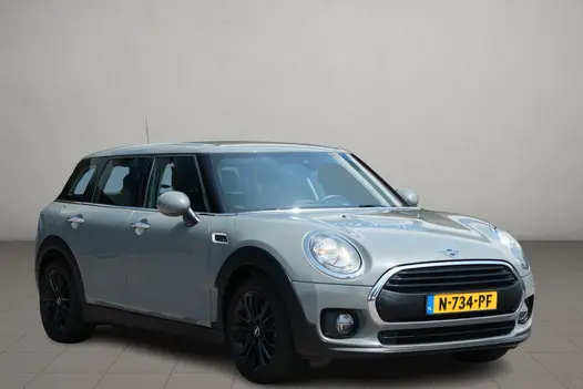 MINI Clubman 1.5 One 102pk Salt | Climate | 18" velgen | PDC | Stoelverwarming